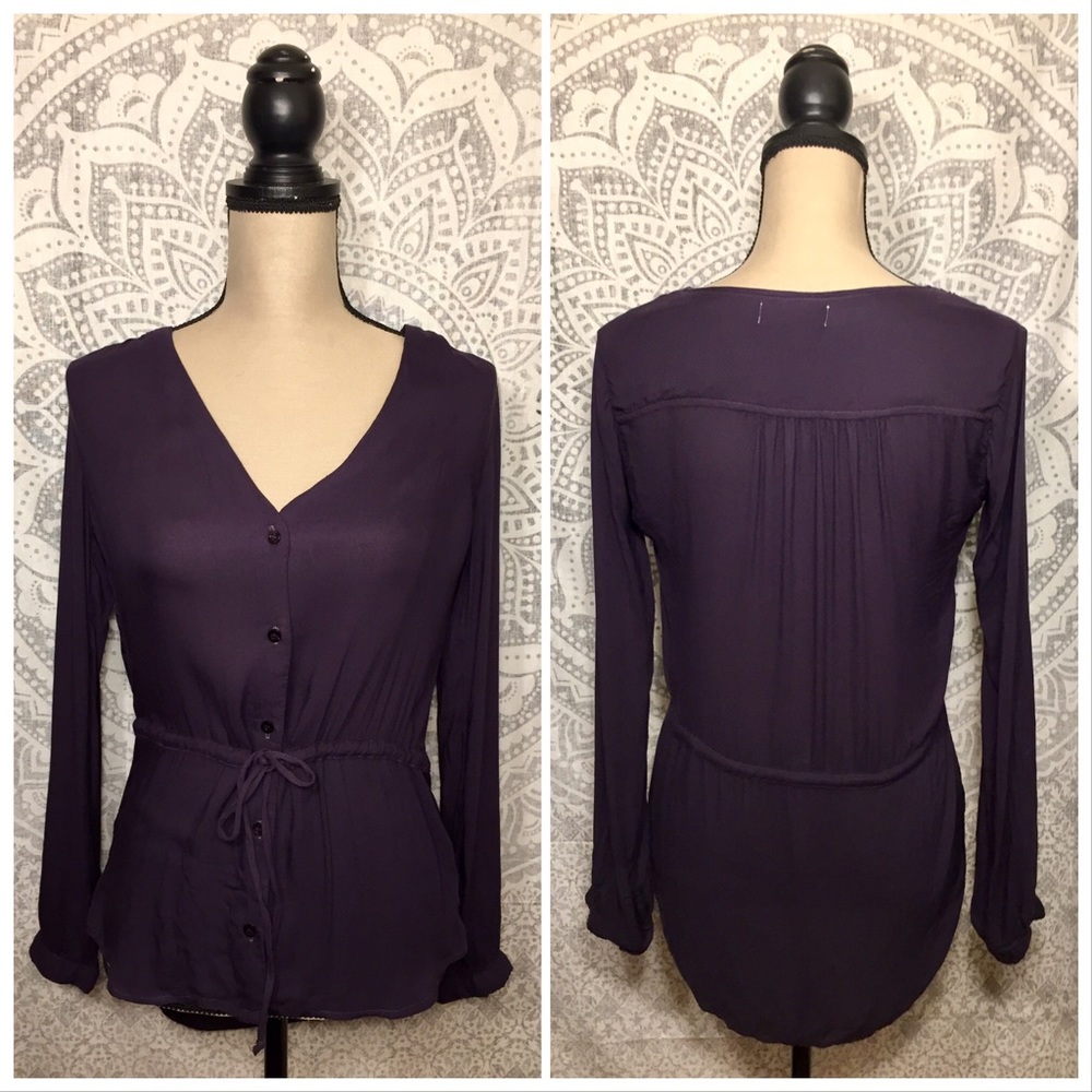 NWOT BELLA DAHL Drawstring Tie Waist Blouse
